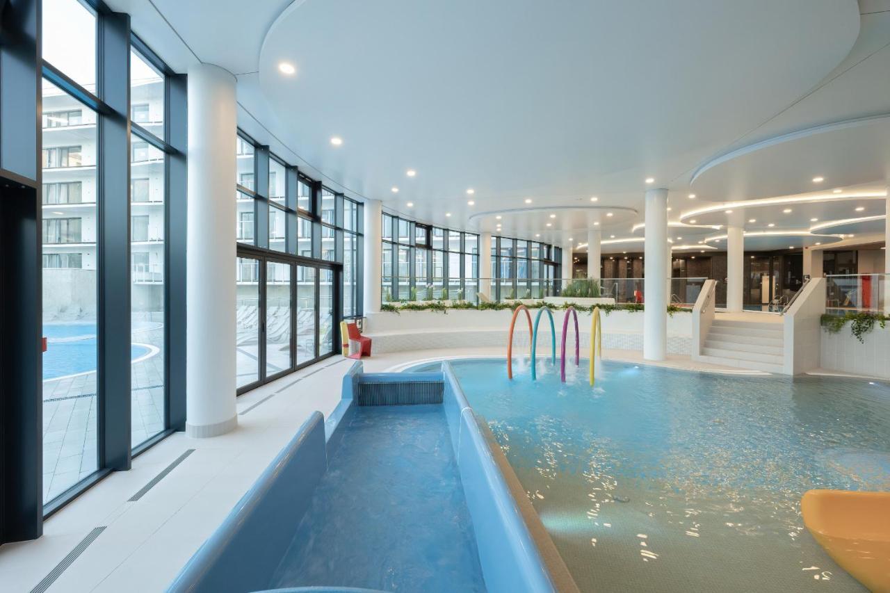 Polanki Aqua Apartment With Parking By Renters Prestige Kolobrzeg Exterior photo