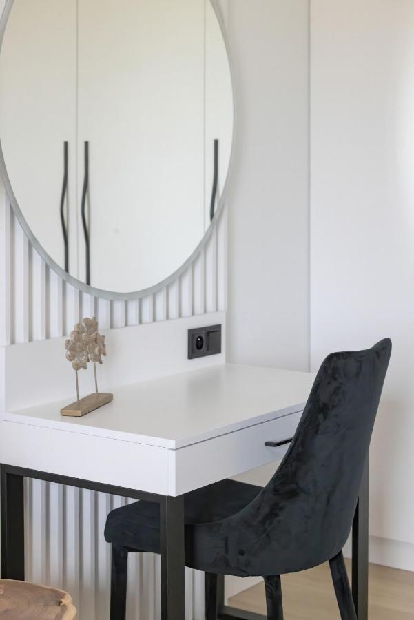 Polanki Aqua Apartment With Parking By Renters Prestige Kolobrzeg Exterior photo