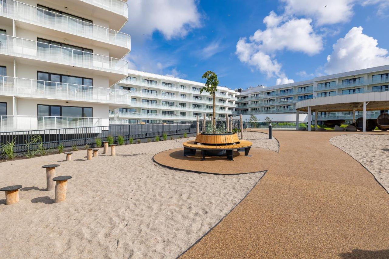 Polanki Aqua Apartment With Parking By Renters Prestige Kolobrzeg Exterior photo